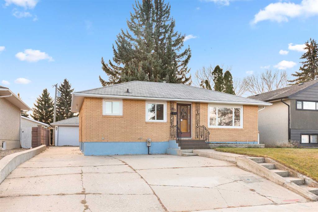 1721 29 Street SE, Medicine Hat